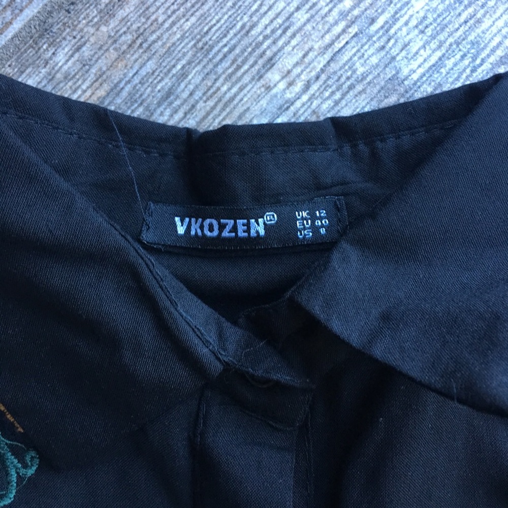 Embroidered Button Down - Picture 5 of 7